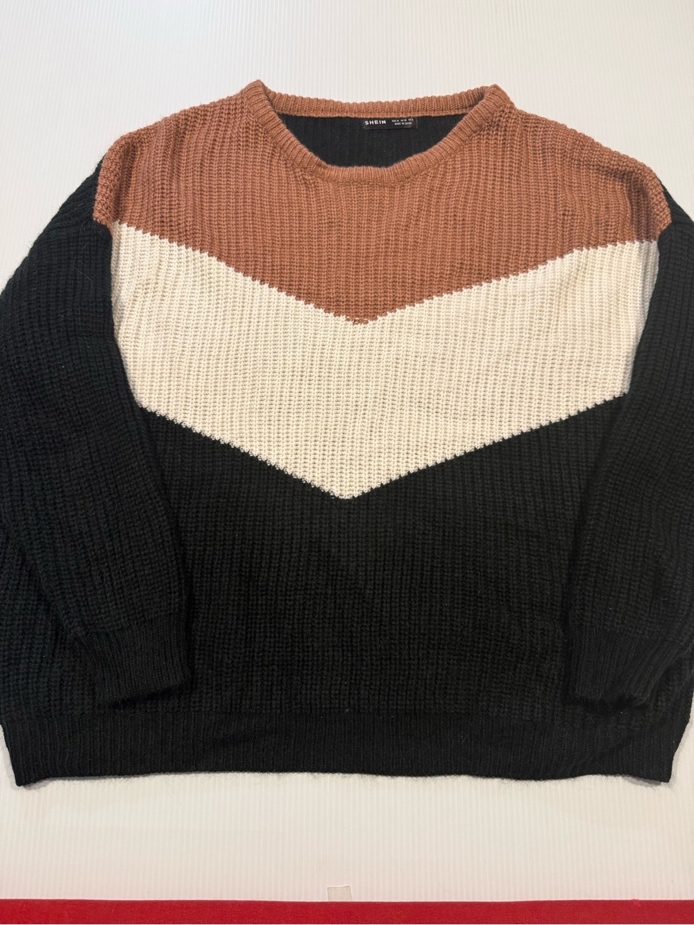 SHEIN Women’s Brown Cream and Black Chevron Crewneck Sweater size Medium
